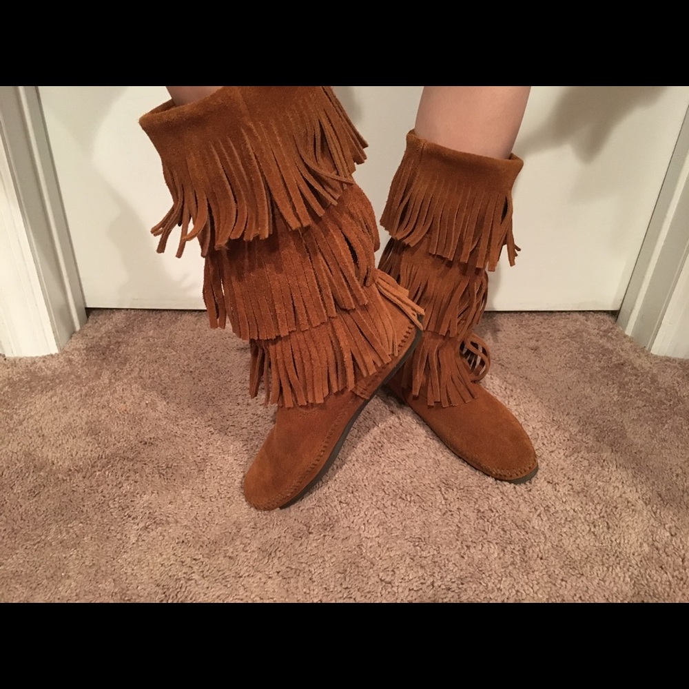 Minnetonka Fringe boot